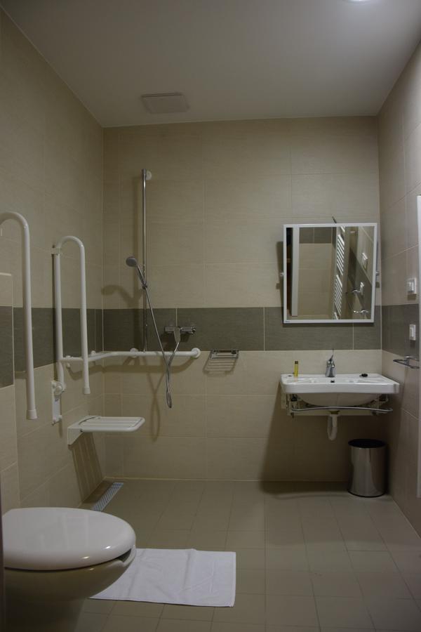 Daka Prenocisce Motel Velika Vas pri Krskem Exterior photo
